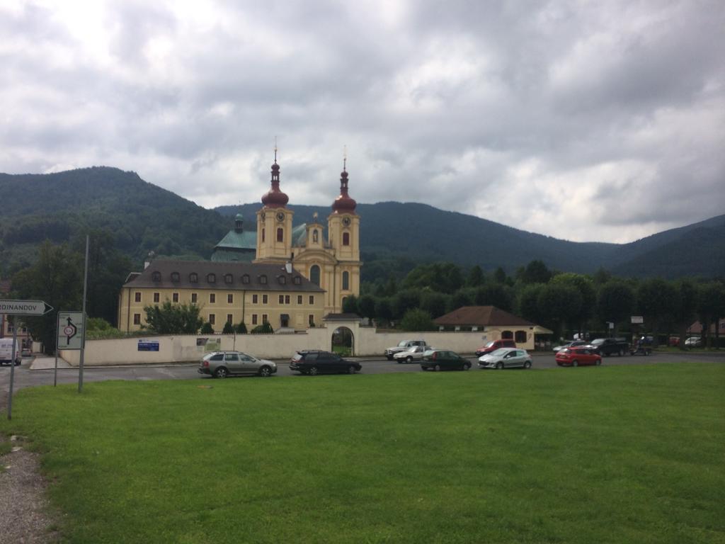 Penzion Podlesi Korenov Exterior photo